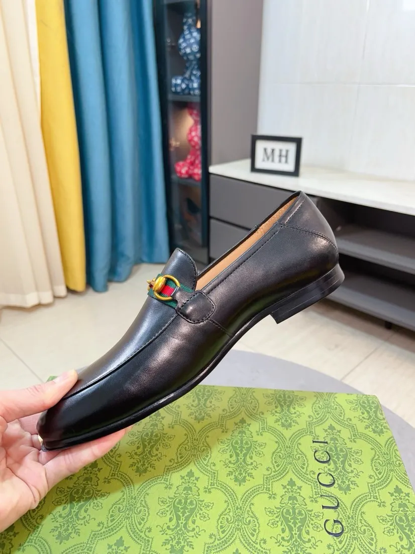 Men's shoes 💰500🌹🌹【GUCCI】The most popular classic Gucci leather shoes. Synchronized with the official website, the upper is made of Italian first-layer cowhide ➕cowhide lining, with unique brand and unique craftsmanship. Highlighting the hot style of the new year. Stop hesitating, stop wandering, get it now. Number: 38--44